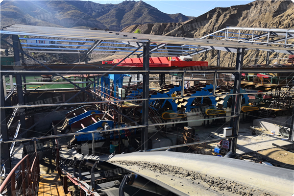 <a href=http://www.dianpos.com.cn/tags/xishaji target=_blank class=infotextkey><a href=//tags/xishaji target=_blank class=infotextkey>洗砂機(jī)</a></a>-洗砂生產(chǎn)線現(xiàn)場圖68.jpg